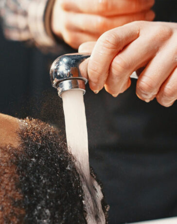 lavaggio capelli dopo trapianto